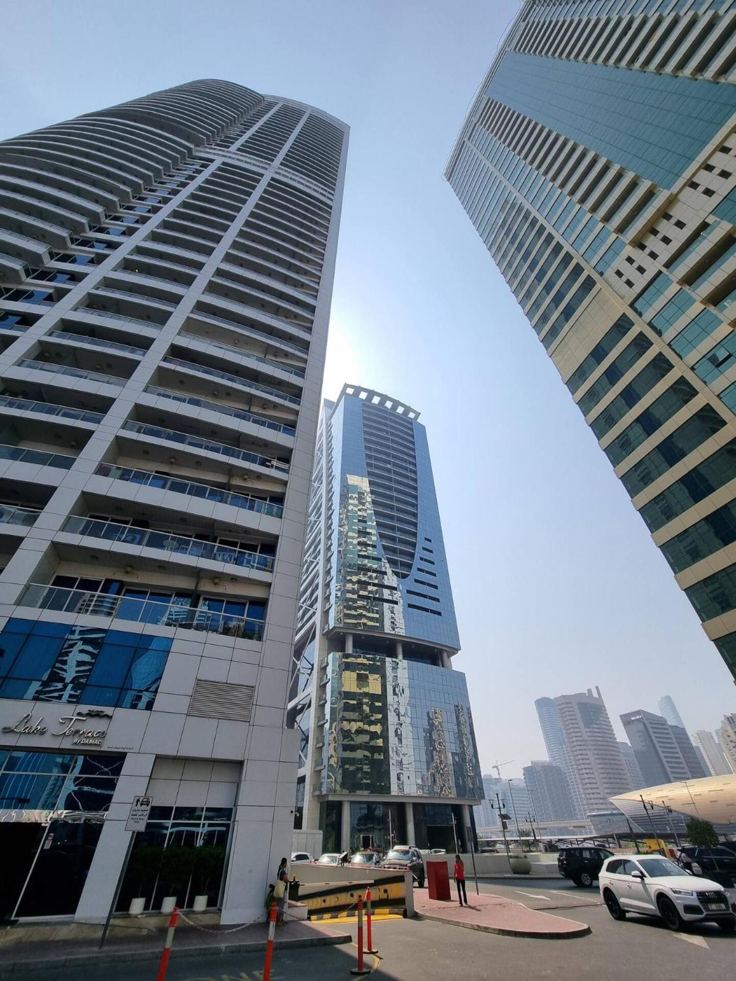 Terrace Cluster D 1bd 4-min Walk To Metro * Dubai
